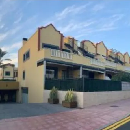 Activate Sports Club Apts Opposite Baubab Suites Costa Adeje (Tenerife)