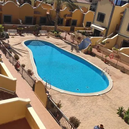 Activate Sports Club Apts Opposite Baubab Suites Vakantiehuis