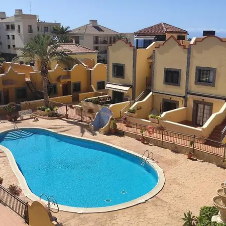 Activate Sports Club Apts Opposite Baubab Suites Vakantiehuis